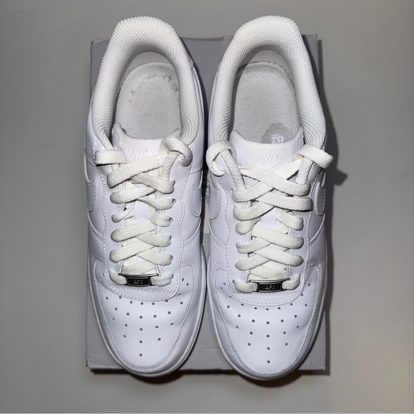 Nike Air Force 1 Low '07 White (Women's) DD8959-100 US Women's 7.5 - Picture 4 of 11